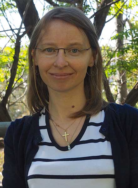 Dr Emily Saurman, PhD